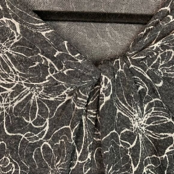 Royal Robbins Belle Rosa Twist Neck Grey White  Shirt Women's large - Picture 8 of 10